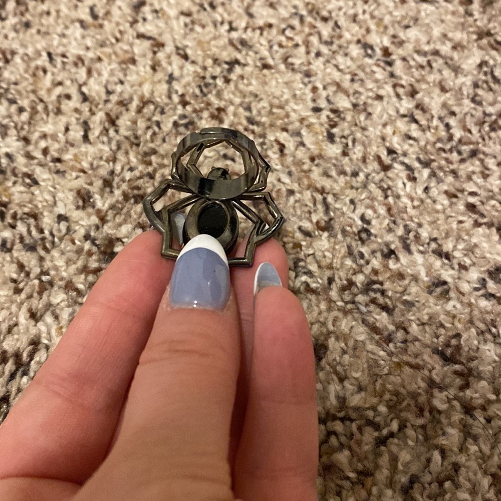 Spider ring - Picture 2 of 2